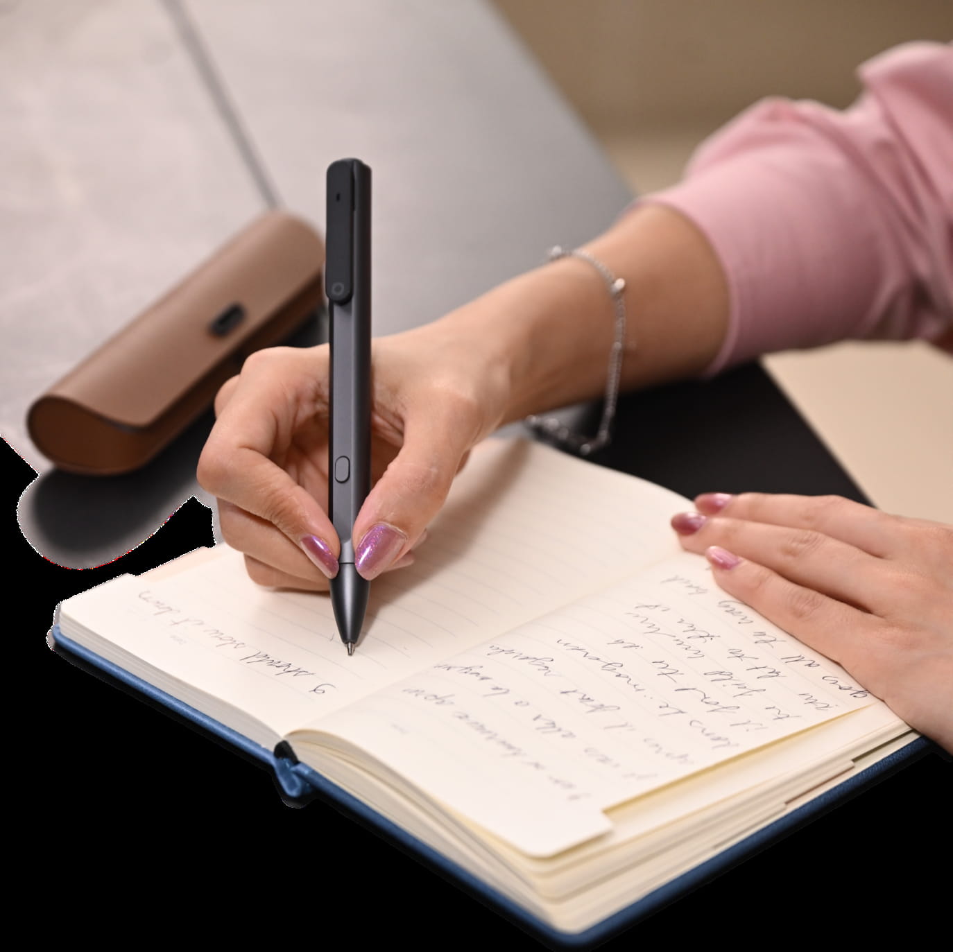 Flowtica Scribe - The Intelligent Note-Taking Pen